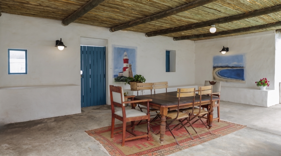 4 Bedroom Property for Sale in Struisbaai Western Cape